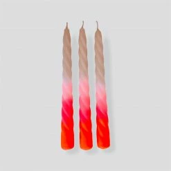 Pink Stories Dip Dye Kerzen Twisted Shade of Pomegranate