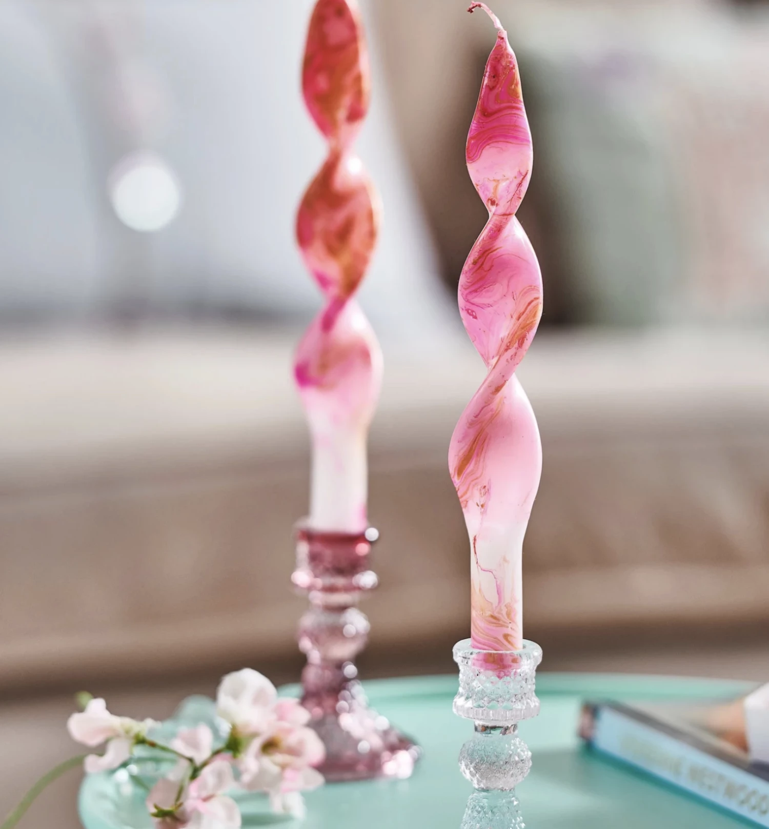 Pink Stories Dip Dye Marble Pink And Gold Curly Dinner Candles 6 Pink Stories Dip Dye Marble Pink And Gold Curly Dinner Candles